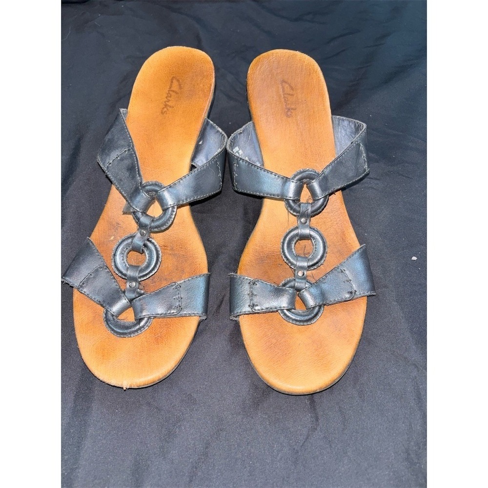 Clarks Womens Sandals 9.5 Wide Black Ring T-Strap Slide Block Heel Mules comfort